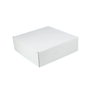 Złożony biały karton fasonowy 250x250x80 mm