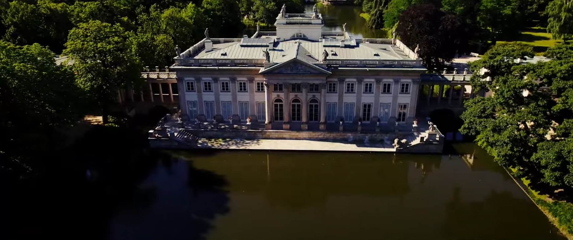 Pałac na wyspie Warszawa